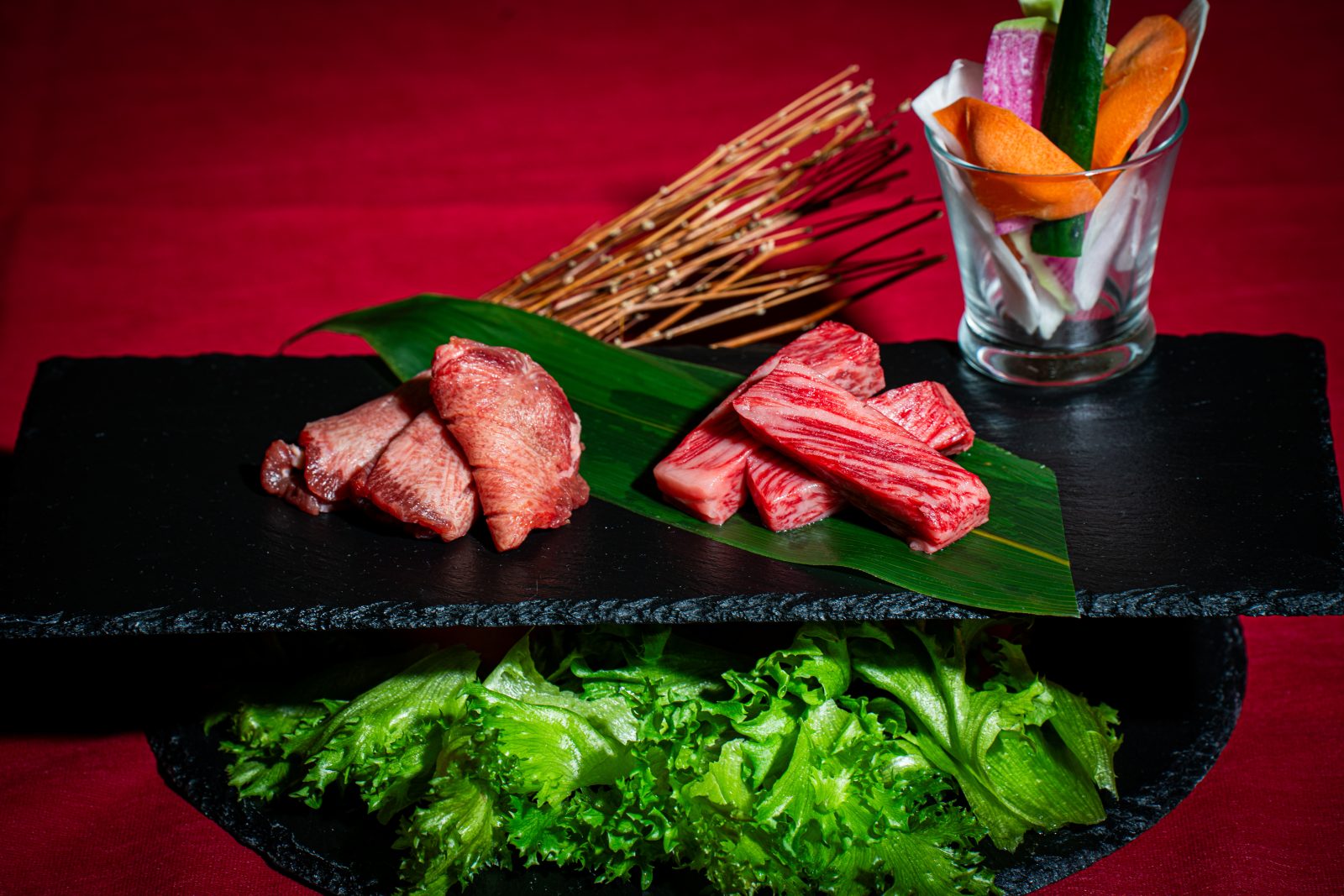 A luxurious combination of Miyagi's specialty "Sendai beef" and "Gyutan"